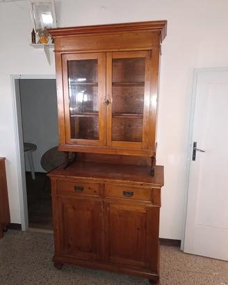 credenza e tavolo
