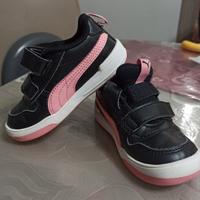 Scarpe bimba marca Puma  numero 24