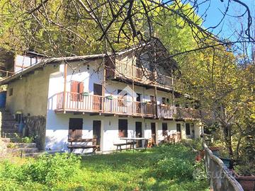 CASA SEMINDIPENDENTE A VIÙ