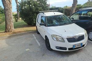 skoda roomster van del 2008 1400 