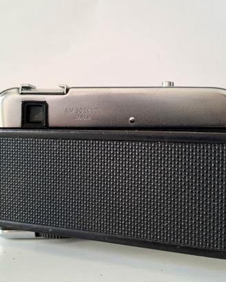 macchina fotografica Yashica half 17 rapid