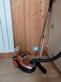 Aspirapolvere Rowenta
 a traino