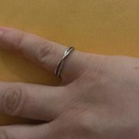 Anello intrecciato regolabile