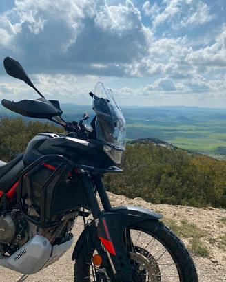 Aprilia Tuareg 660