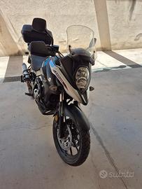 Suzuki v strom 650 2017  km 52000