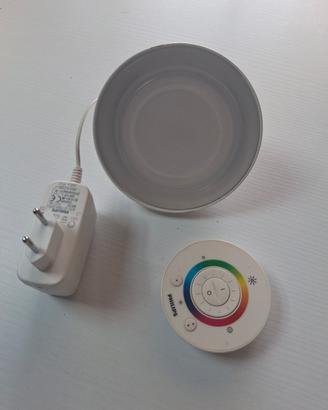 Lampada Led Philips colorata  con telecomando.