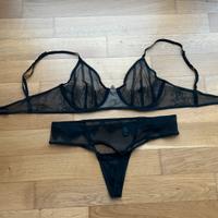 Completo in pizzo nero LA PERLA