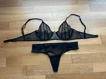 Completo in pizzo nero LA PERLA