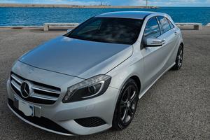 MERCEDES CLASSE A180 LED PELLE PRURIACCESSORIATA