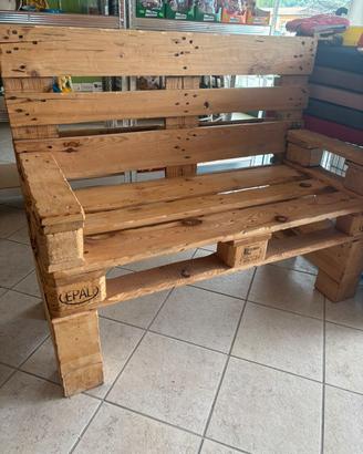Panchina in legno 