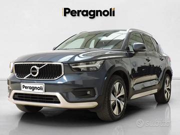 VOLVO XC40 T3 Geartronic Momentum Pro