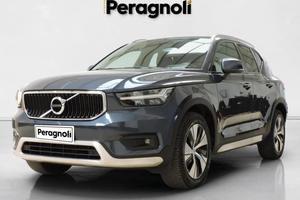 VOLVO XC40 T3 Geartronic Momentum Pro