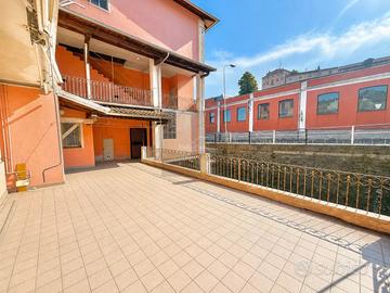 Ampio appartamento con terrazzo in Centro Biella