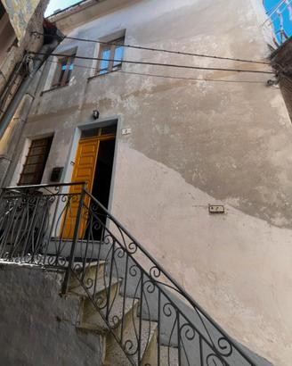 Casa indipendente tonara