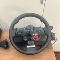 Volante e pedaliera Logitech Driving Force E-X5C19
