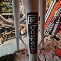 Coppia stativi per casse Bespeco