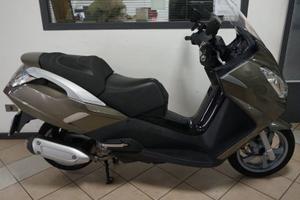 PEUGEOT Satelis 300 4T