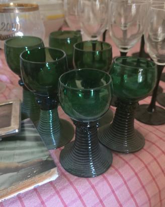 Calici di vino verde Roemer