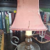 LAMPADA DA COMODINO ANTICA 