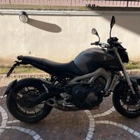 Yamaha mt 09 - abs