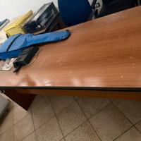 2 scrivanie ufficio grandi