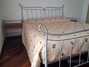 Letto matrimoniale in ferro battuto