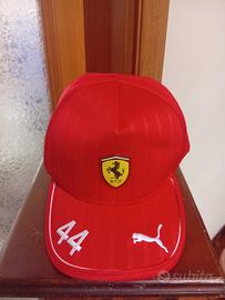 Cappellino ufficiale Puma Scuderia Ferrari 2025 di