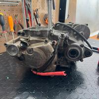 BLOCCO/CARTER CRF 450 2006