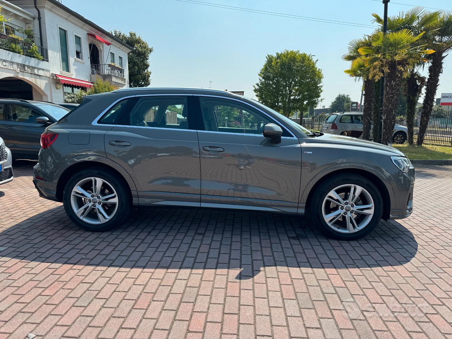 Audi Q3 2020 photo 2