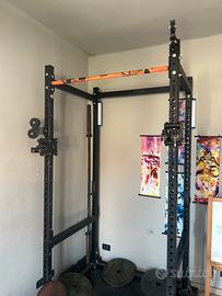 Rack con sistema di cavi