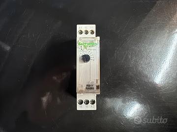 Relè temporizzato Schneider Electric RE11 RAMU