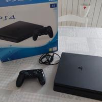 Ps4 Playstation 4 Slim 1TB tenuta benissimo.