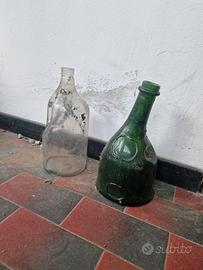 2 bottiglie antiche