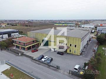 CAPANNONE - 4660M² - VIA BRAVIN (VE)