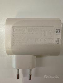 Caricabatterie  Ikea con tre prese usb