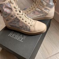 Sneakers Hogan Rebel