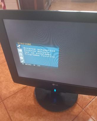 Monitor LG 21" datato