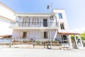 2 LOCALI A GUIDONIA MONTECELIO