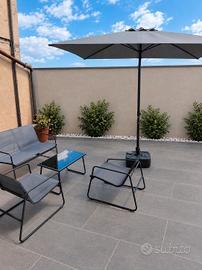 set da giardino+ ombrellone 