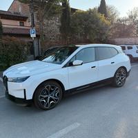 Bmw iX xDrive 40