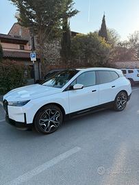 Bmw iX xDrive 40