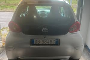 Toyota aygo 1.0 benzina 129.000km neopatentati