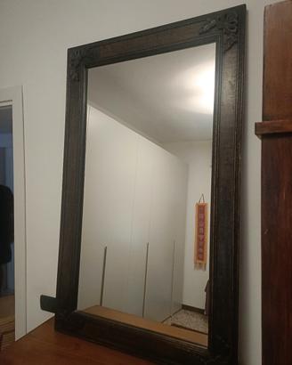 Specchio con cornice di legno indiano