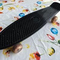 Monzana Atlantic Rift Skateboard 22' - Ruote LED