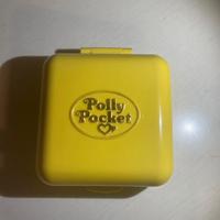 Polly pocket