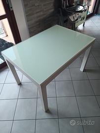 Tavolo allungabile in 3 misure 