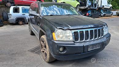 JEEP GRAND CHEROKEE 2006 SOLO PER RICAMBI