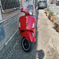 Piaggio Vespa 300 GTS - 2017