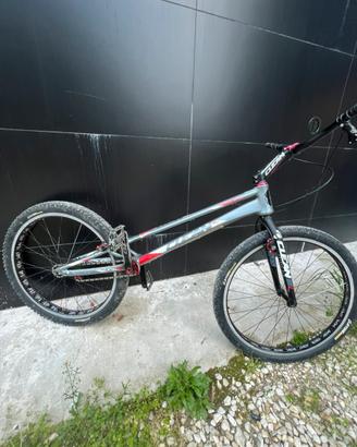 Bici da trial  26 clean x2