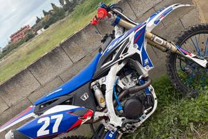Yamaha yz
